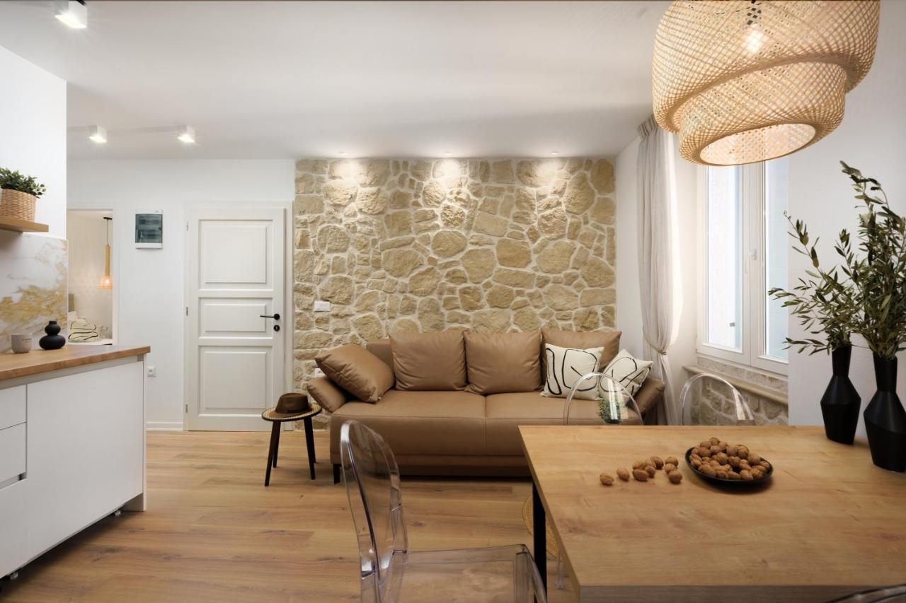 Apartment City Walls In Old Town Of Rovinj Exterior foto